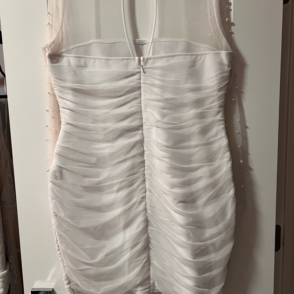 Fashionova curve white pearl dress 1x-2x - Picture 5 of 6